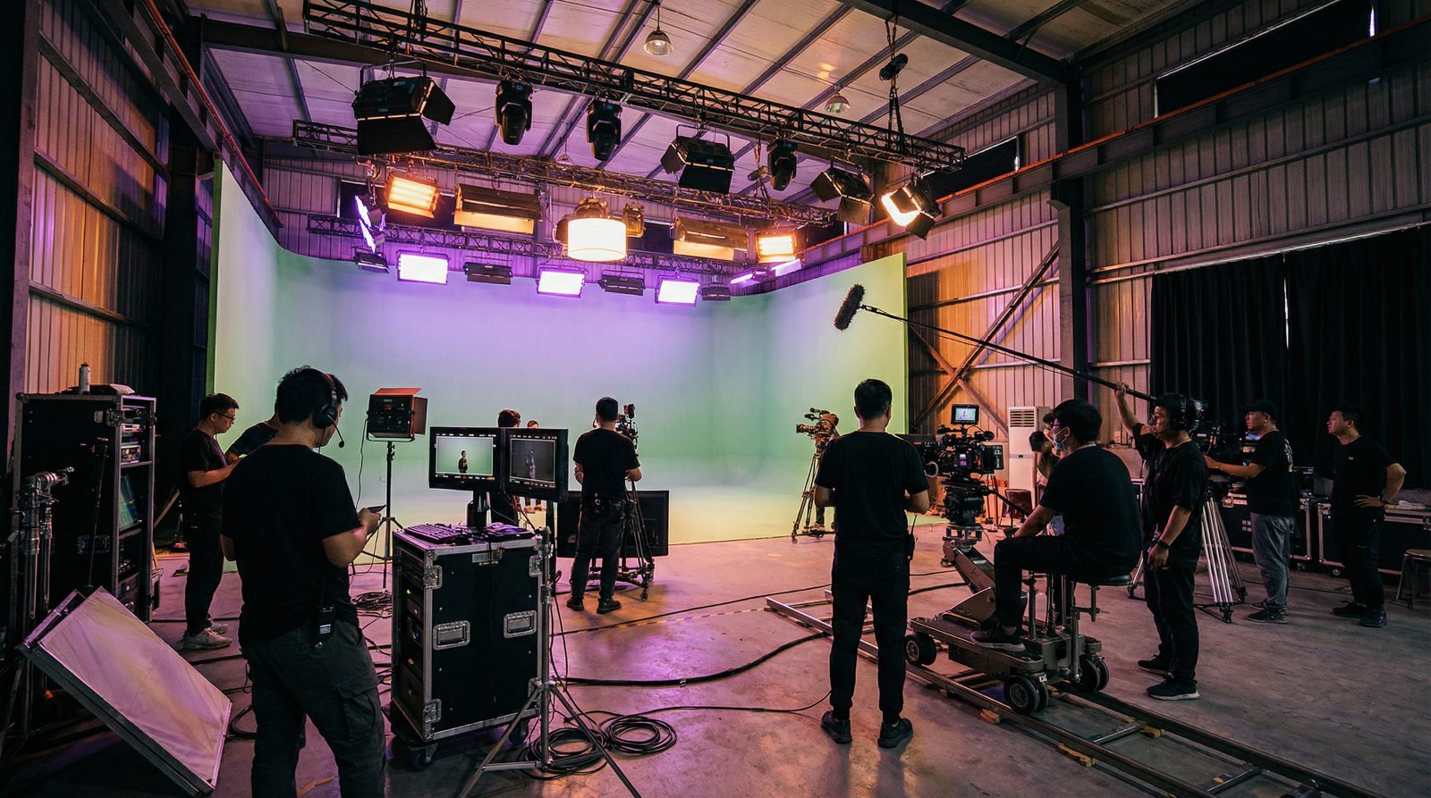 免费看片专业影棚